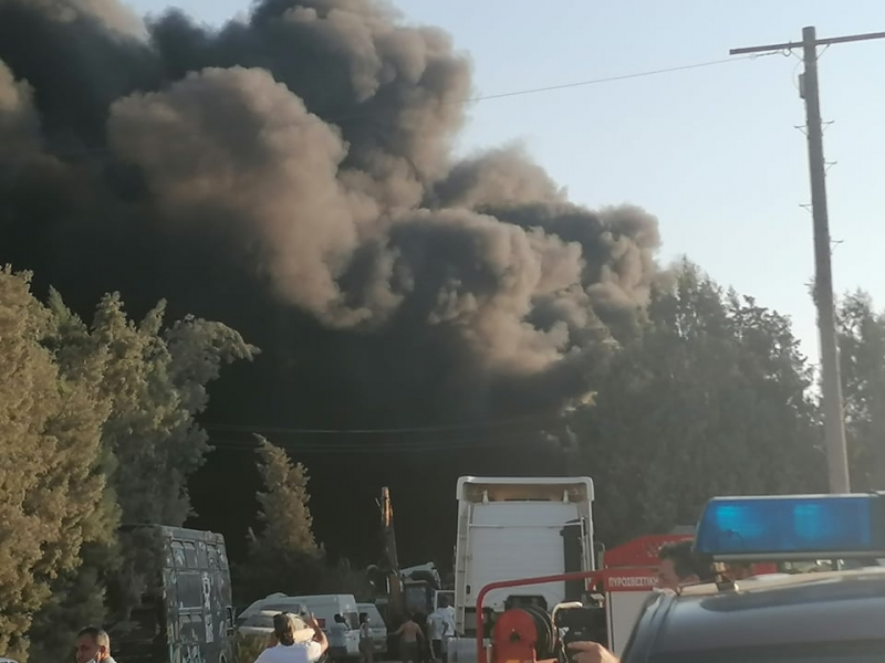 VIDEO: Explosions in the factory that caught fire in Geri, vehicles are burning!
