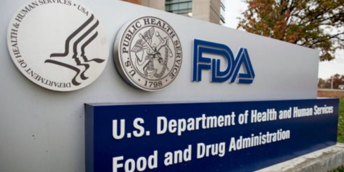 FDA approves Pfizer boosts: 'Green' only for people 65 and older and vulnerable groups