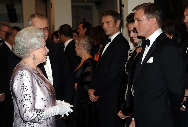 All appearances of the royal family in the James Bond premieres since 1967