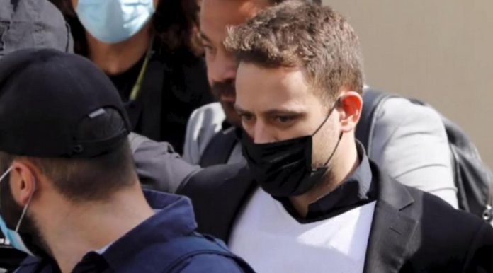 The audio document of the call to the Hellenic Police from the confessed spouse killer in Glyka Nera