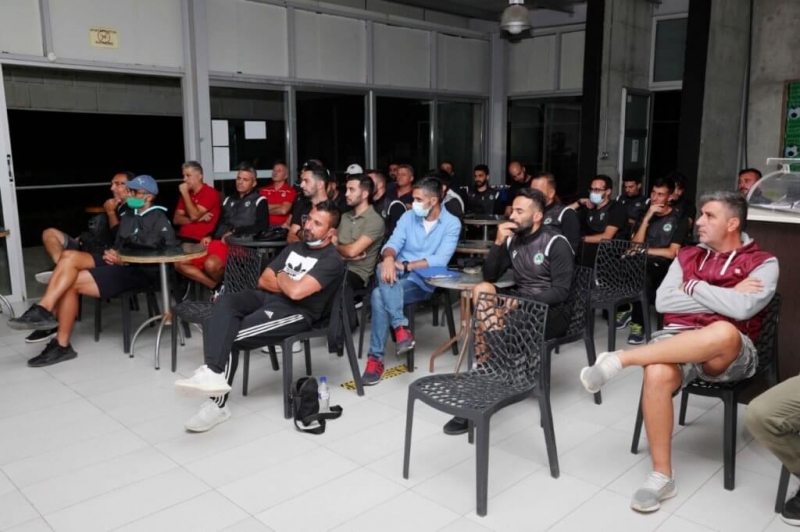 Berg gave them a seminar… (PHOTO)