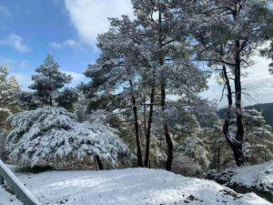 Pictures of another Cyprus: Photos of the snowy villages - New cold is coming from Sunday