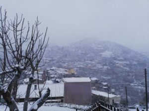 White magic from mountainous Paphos to mountainous Nicosia - Magnetic images make the rounds of the internet (light, video)