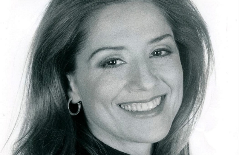 Margarita Zorbala was born in Tashkent, lives in Cyprus and returns to