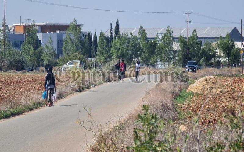 ΒΙΝΤΕΟ: Η σ&tau ;ιγμor των σοβαρoν επεισοδων στο ΠουρνΑρα ;τες (pics)