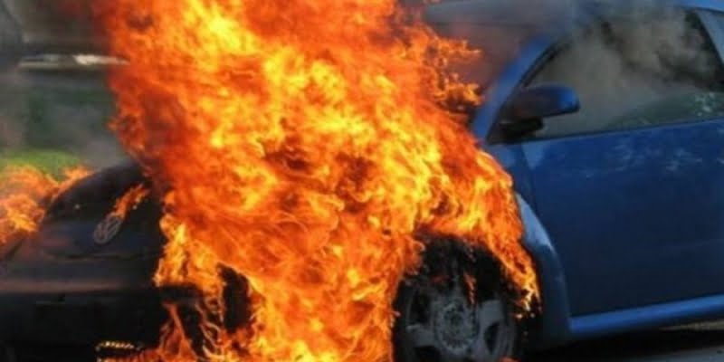 Φωτισε εν κι νorσει oχημα στη Λευκωσiα – Στο ση&mu εΙο η Πυροσβεστικor