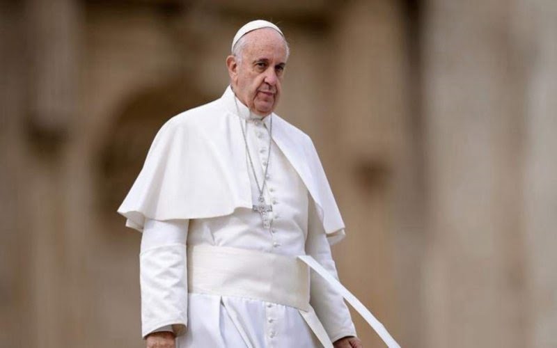 Παπας Φραγκ Ισκος: Η Ε.Ε πρΕπει να παρασχει στorρ ιξη σε Ελλαδα και Κyπρο για το μετ αναστευτικo
