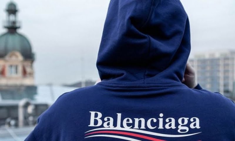 Η απολογλα του κ αλλιτεχνικοΙ διευθυντor του οΙκ ου Balenciaga για την καμπανια με τα παιδια 
