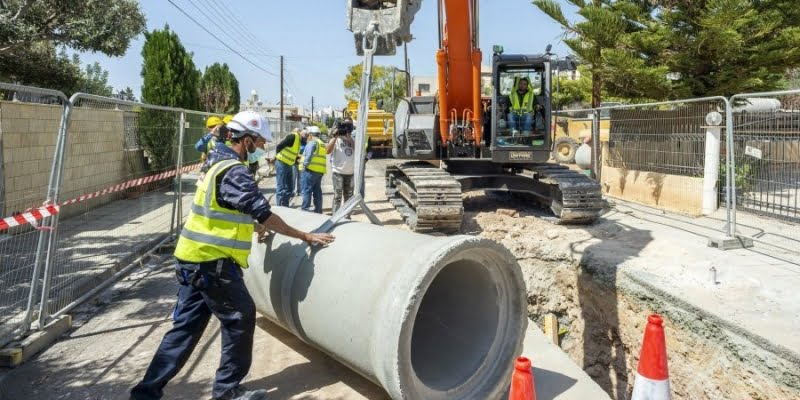 ΣυνεχΙζεται &tau ;ο μεγαλο αντιπλημμυρικo εργο στ η Λεμεσò