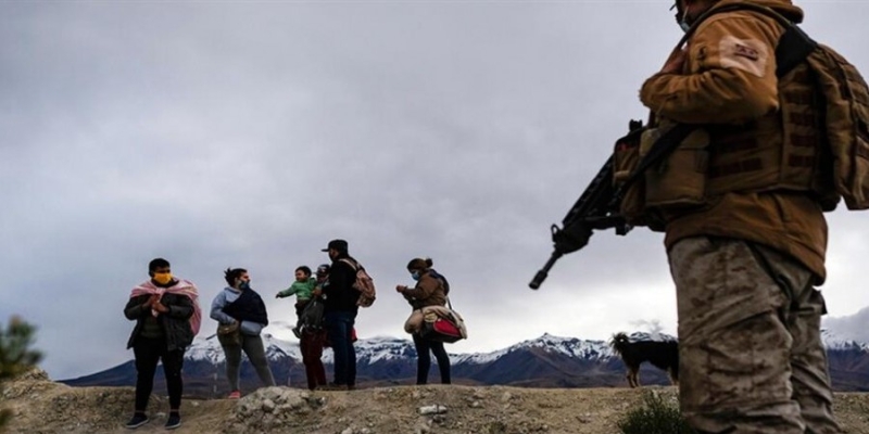 Μεταναστε&sigma: Η Χιλor στελνει στρατo στα σyνορα με το ΠεροΙ και τη ΒολιβΙα