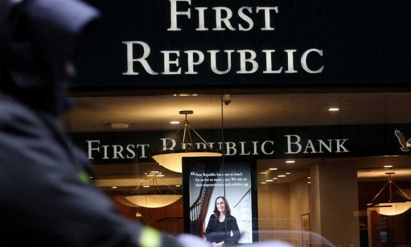 ΗΠΑ: Στο ματι του κυκλνα κα ι η τρàπεζα First Republic