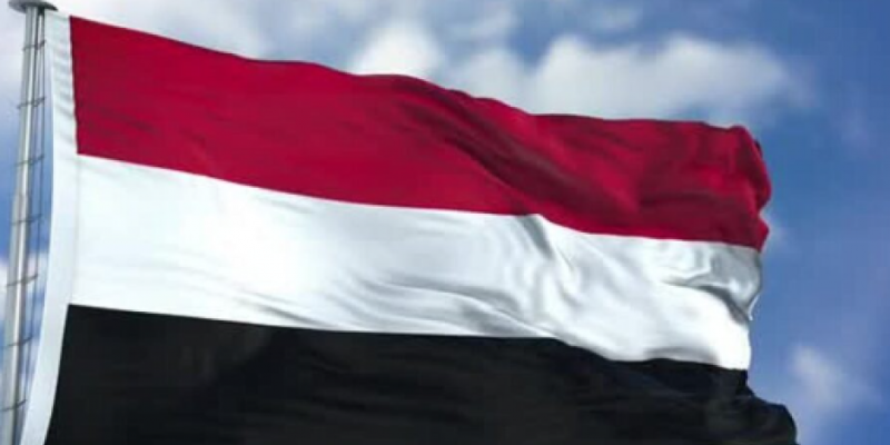 ΥεμΕνη: Τρεισ νεκροi απo εκρηξη σε πρατorριο καυ σiμων