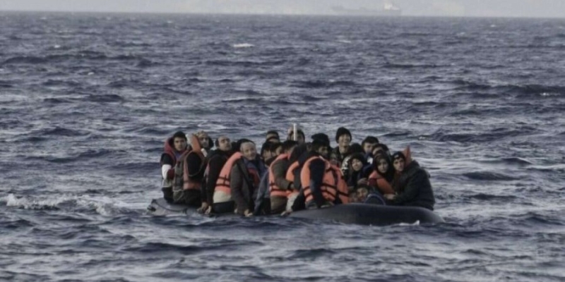 ΧειροπΕδεσσ&epsilon ; 36χρονο διακινητor – Εφερε στην Κyπ ρο 25 μεταναστες