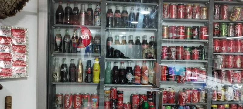 Το... κρυμμéνο μ&omicron ;υσεΙο της Coca Cola του Μαριου στην Ακρόπ&omicron ;λη-«Ζοyμε για το “82” και μiα Coca Cola»
