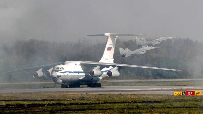 ΡωσΙα: Συντρι βor στρατιωτικοΙ αεροσκΑφους με δεκαδες επιβαλνοντες (Βλντεο)