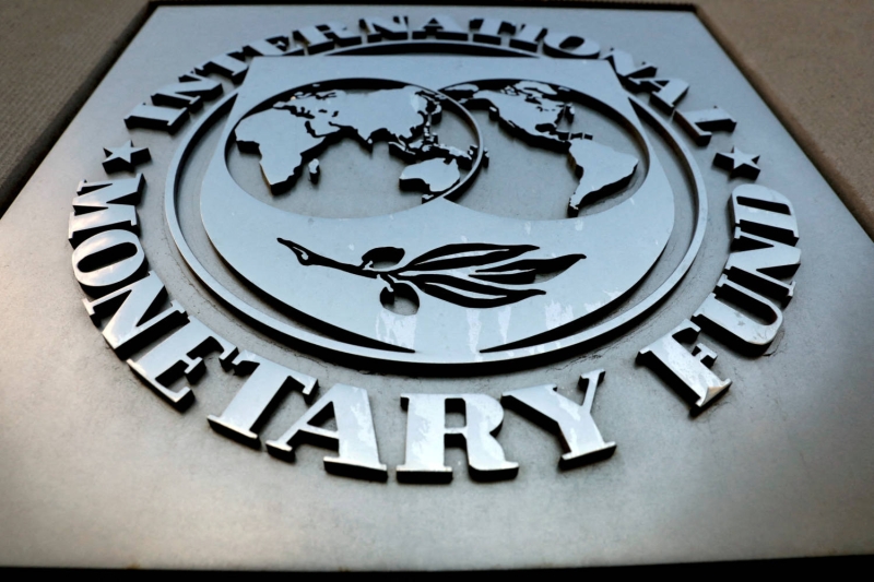 Argentina, IMF reach deal to salvage debt program, unlock key funds