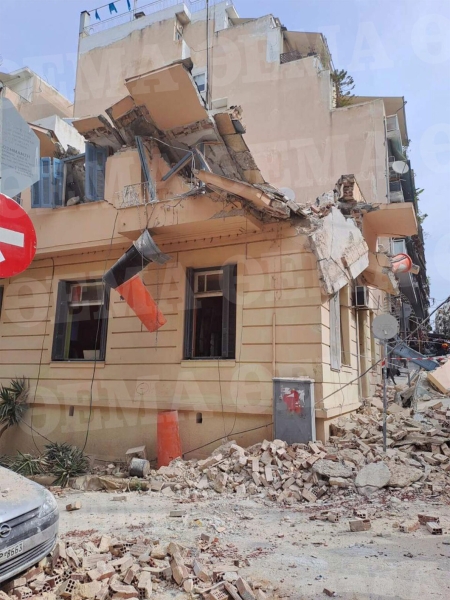 Τραγωδα στο Πασαλιμàνι: «Δεν orξερα για την οικοδομor» λeει ο πατeρας του αδικοχαμeνου αστυνομικού